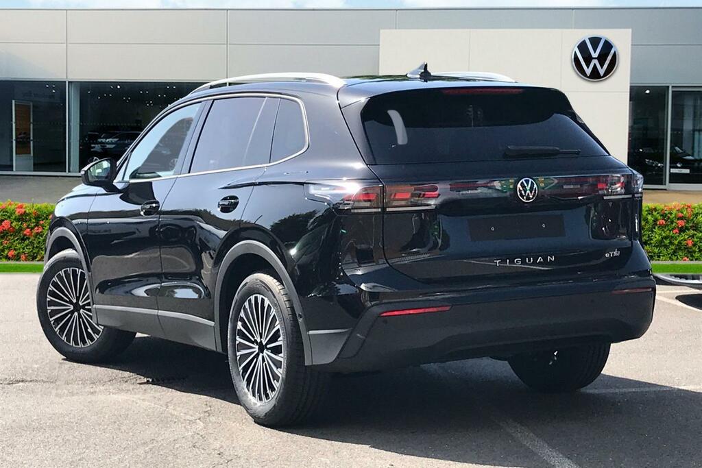 Volkswagen Tiguan Tiguan Match 1.5 Etsi 150 Ps 7-Speed Dsg 20  Black #3