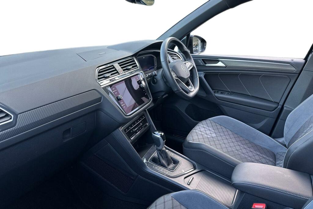 Volkswagen Tiguan 1.5 Tsi 150 Black Edition Dsg VX24OVM Black #2