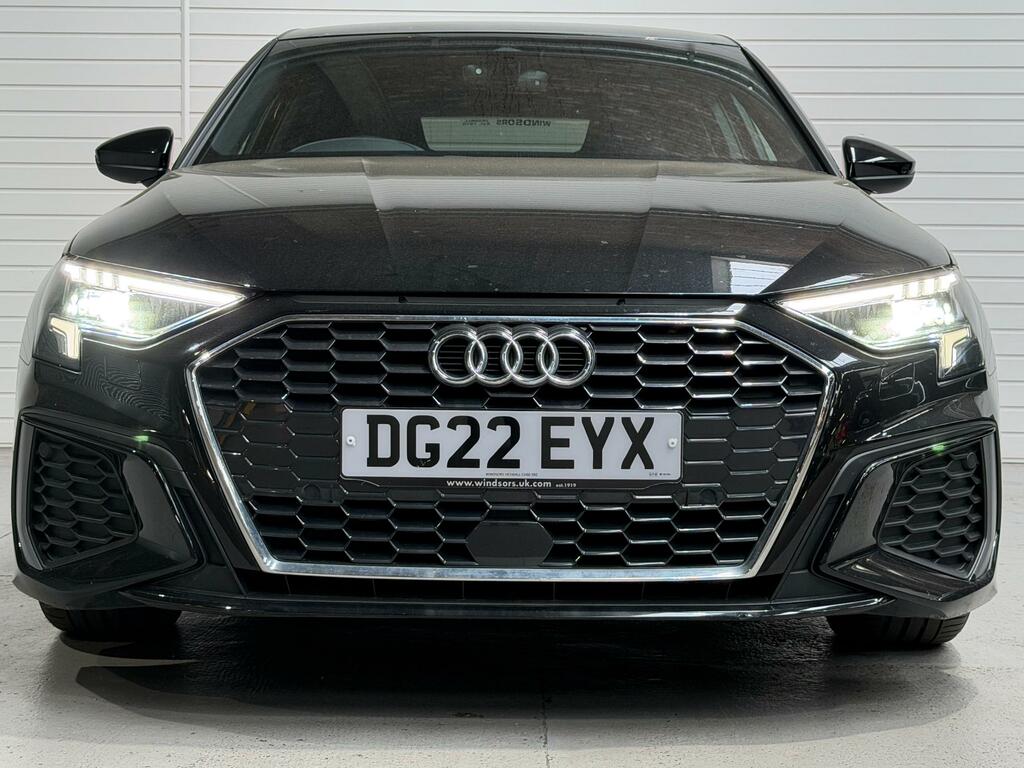 Audi A3 1.5 Tfsi 35 S Line Sportback S Tronic E DG22EYX Black #3