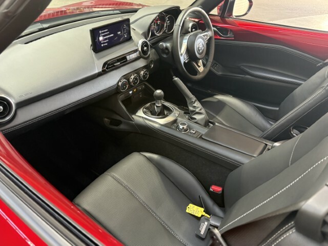 Mazda MX-5 1.5 Skyactiv-g Exclusive-line Roadster DF26BBE Red #6