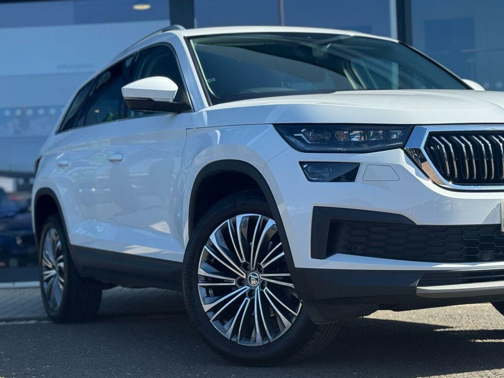 Skoda Kodiaq 1.5 Tsi Act Se L Executive Suv Dsg Euro LX23VZL White #6