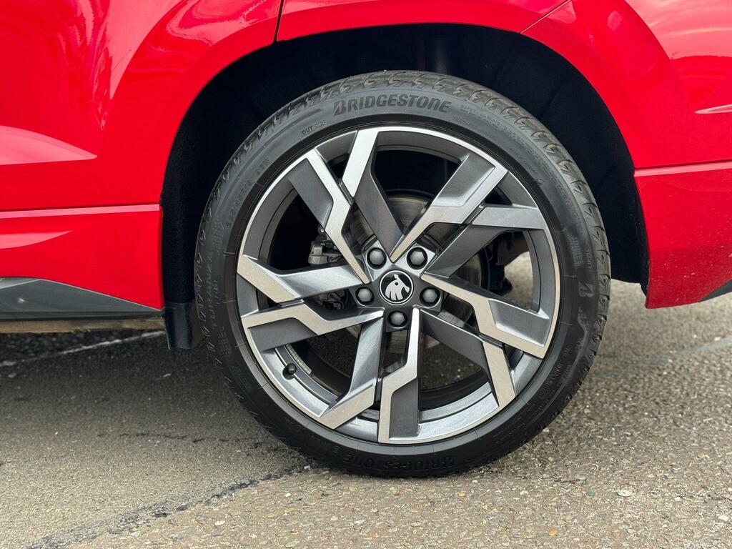 Skoda Karoq 2.0 Tsi Sportline Edition Suv Dsg 4Wd E KP25PYF Red #5