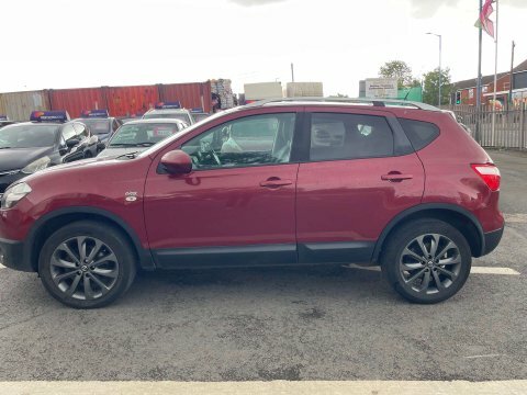 Nissan Qashqai 1.6 Qashqai N-tec VO12ZGB Red #2