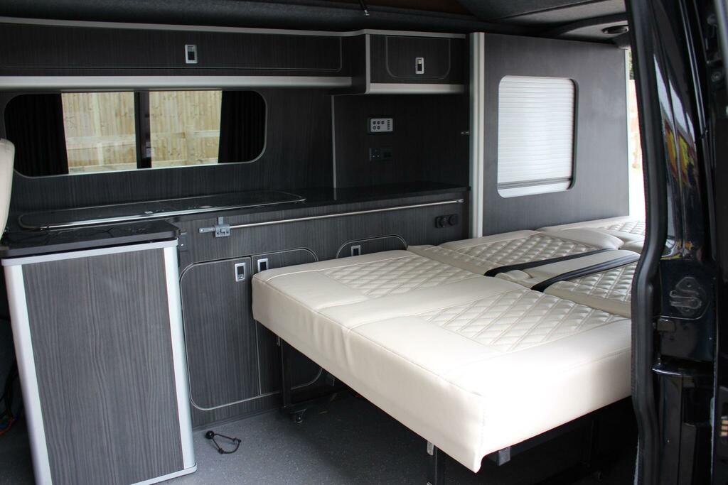 Volkswagen Campervan Transporter Highline 180 Bhp Black #2
