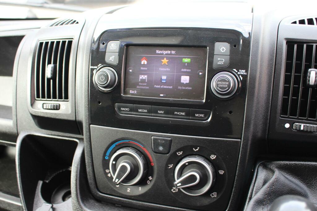 Peugeot Boxer 2.2 Bluehdi 435 Professional L4 H3 Euro 6 Ss White #6