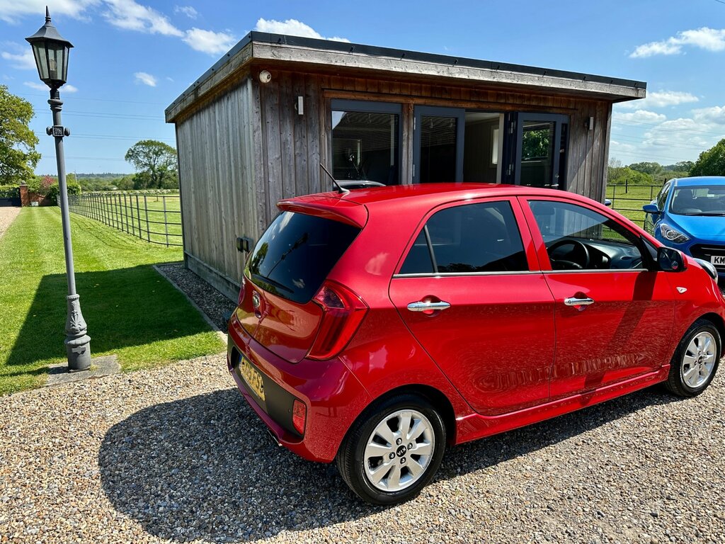 Kia Picanto 1.0 Vr7 Hatchback Euro 5 68 Bhp EX15FSS Red #3