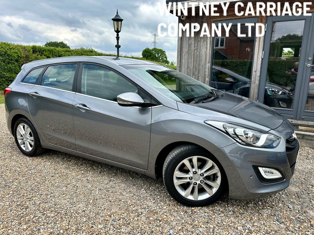 Hyundai I30 1.6 Crdi Blue Drive Style Nav Tourer Ma Grey