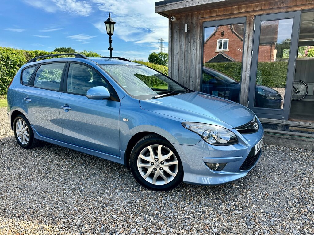 Hyundai I30 1.6 Crdi Comfort Estate Euro 5 11 Blue