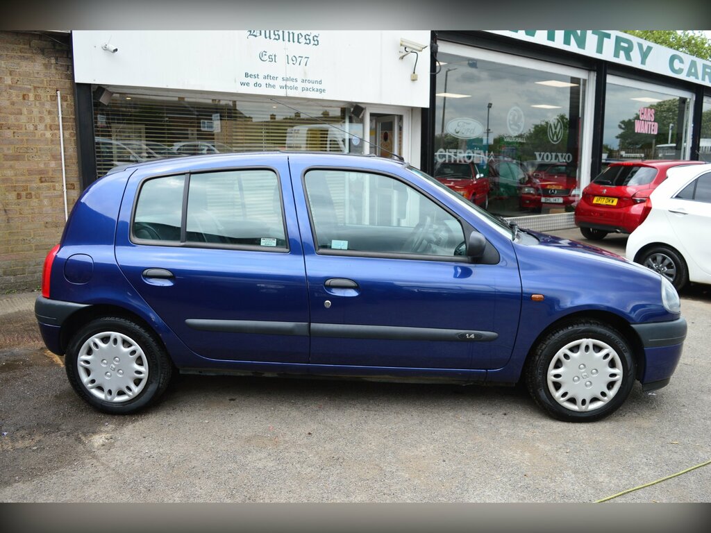 Renault Clio 1.4 Alize Hatchback White #8