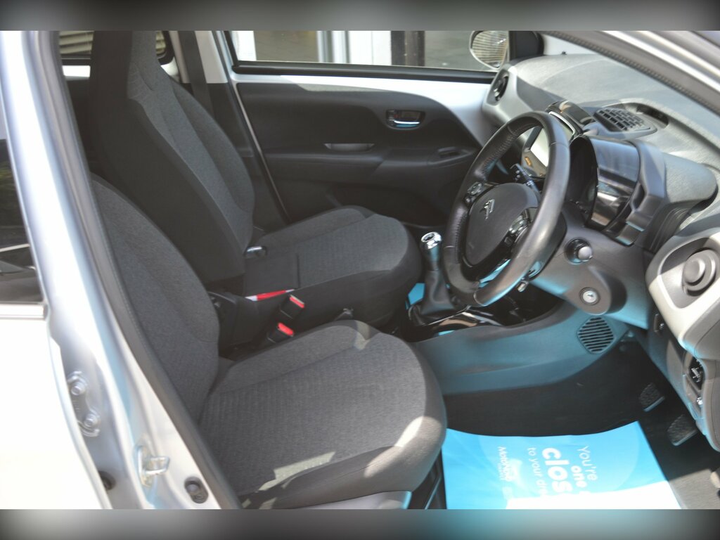 Citroen C1 1.2 Puretech Flair Hatchback Eur PE17YGZ Grey #6