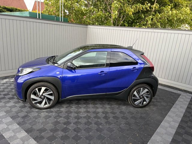 Toyota Aygo X 1.0 Vvt-i Edge Hatchback X-shift Euro 6 MC24AWP Blue #3