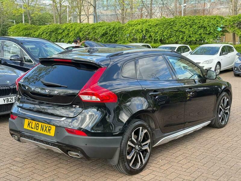 Volvo V40 1.5 T3 Gpf Pro KL18NXR Black #5