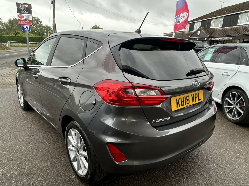 Ford Fiesta 1.0 T Ecoboost Titanium KU18VPL Grey #4