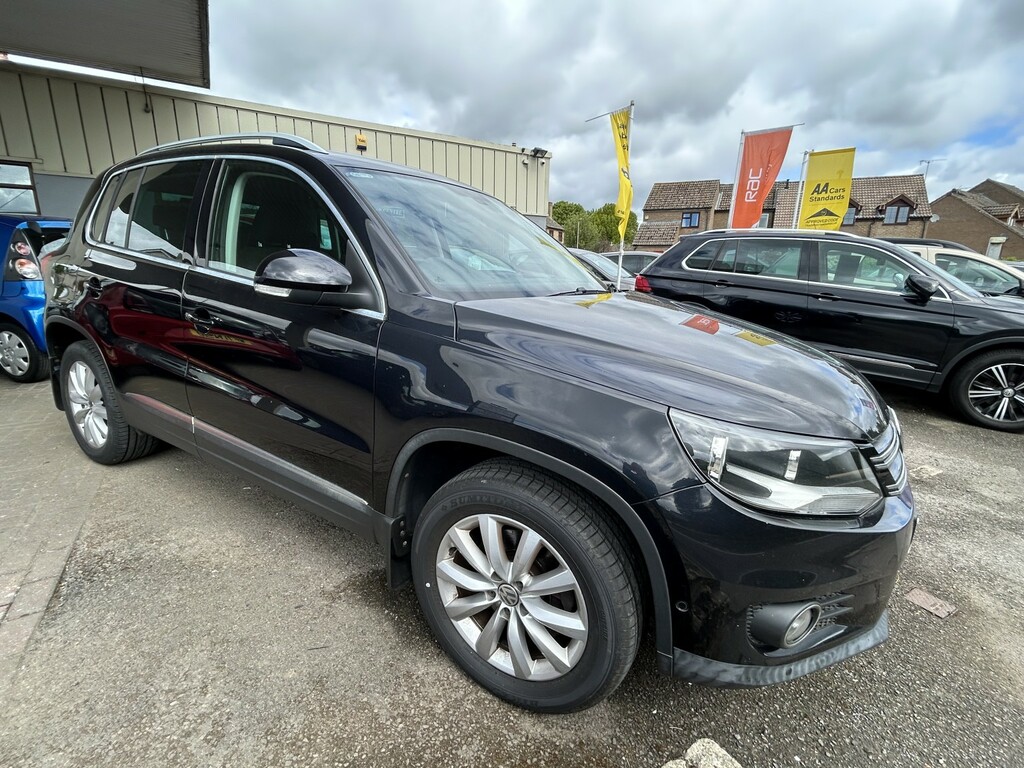 Volkswagen Tiguan Suv 2.0 Tdi Bluemotion Tech Match 2014 YR64YDJ Black #5
