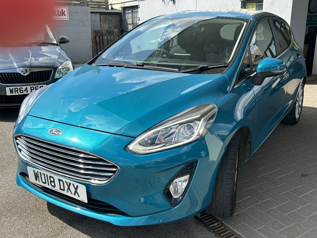 Ford Fiesta Hatchback 1.0 T Ecoboost Titanium 2018 Blue