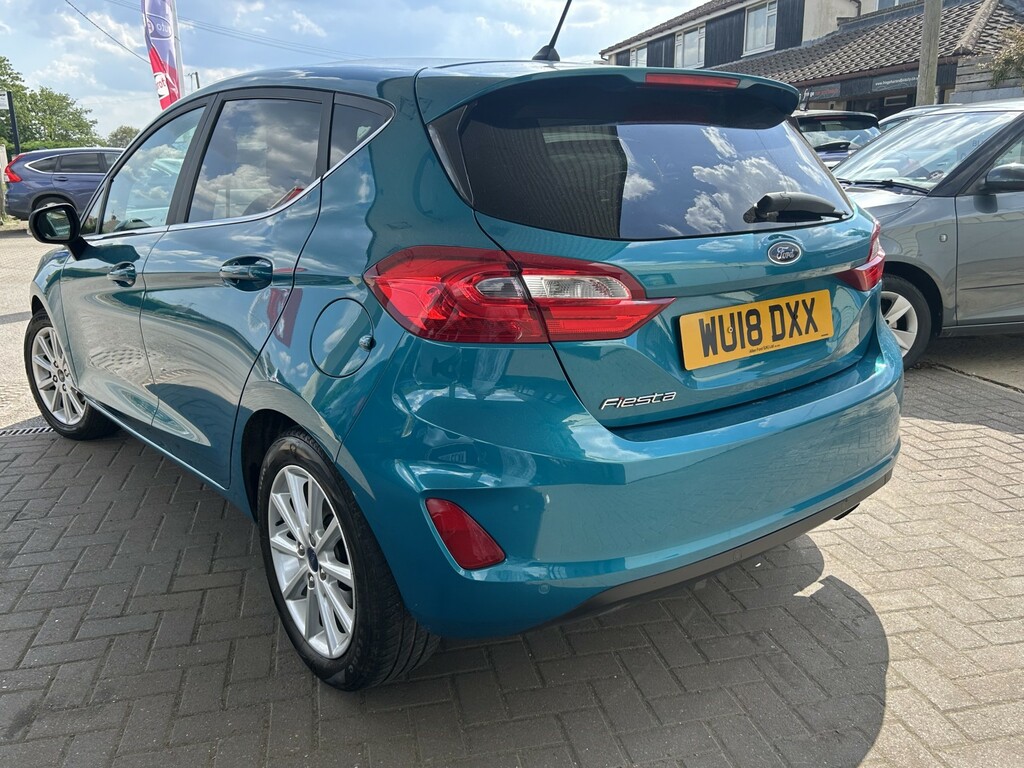 Ford Fiesta Hatchback 1.0 T Ecoboost Titanium 2018 WU18DXX Blue #2