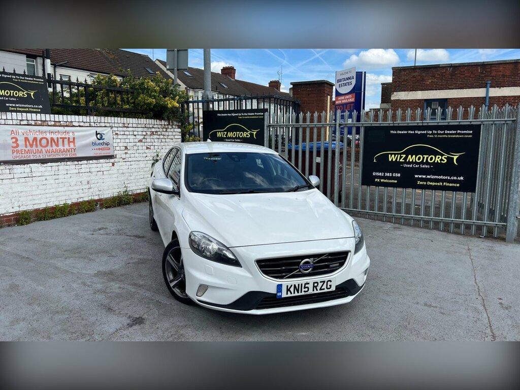 Volvo V40 1.6 D2 R-design Nav Hatchback Eu White