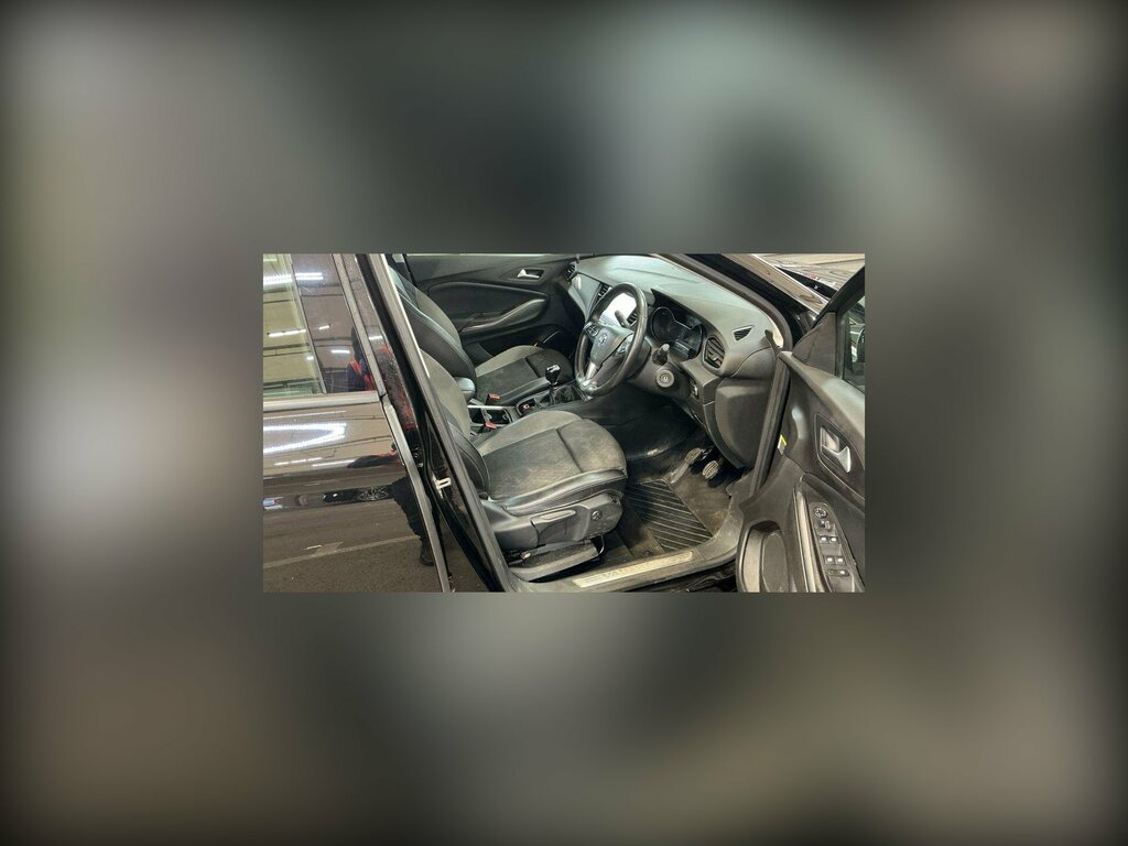 Vauxhall Grandland X 1.5 Turbo D Blueinjection Sport Nav Euro 6 Ss 5 AW19YGR Black #5