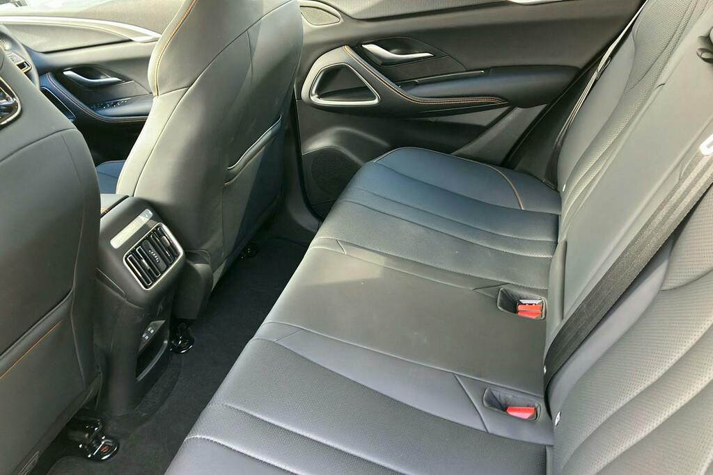 Byd Sealion 5 1.5 12.96Kwh Comfort Suv Plug-in Hybrid Black #4