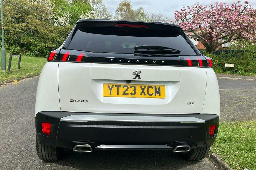 Peugeot 2008 1.2 Puretech Gt Suv Eat YT23XCM White #6