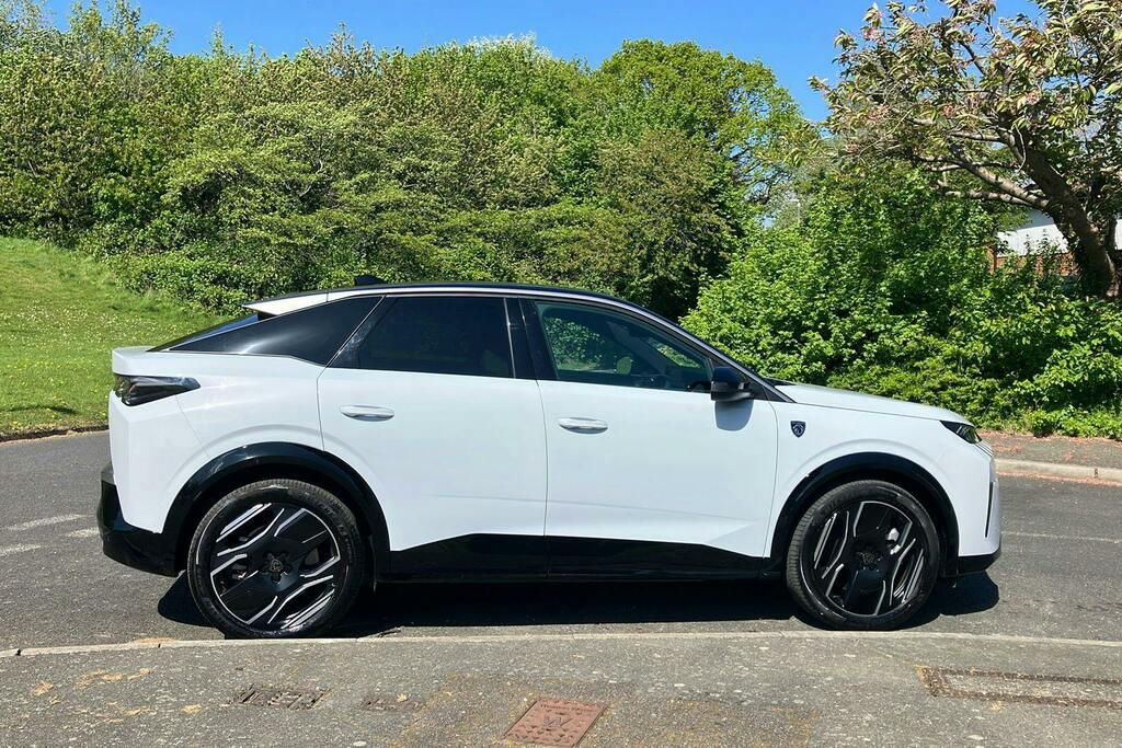 Peugeot 3008 73Kwh Gt Suv LY74JYS White #5