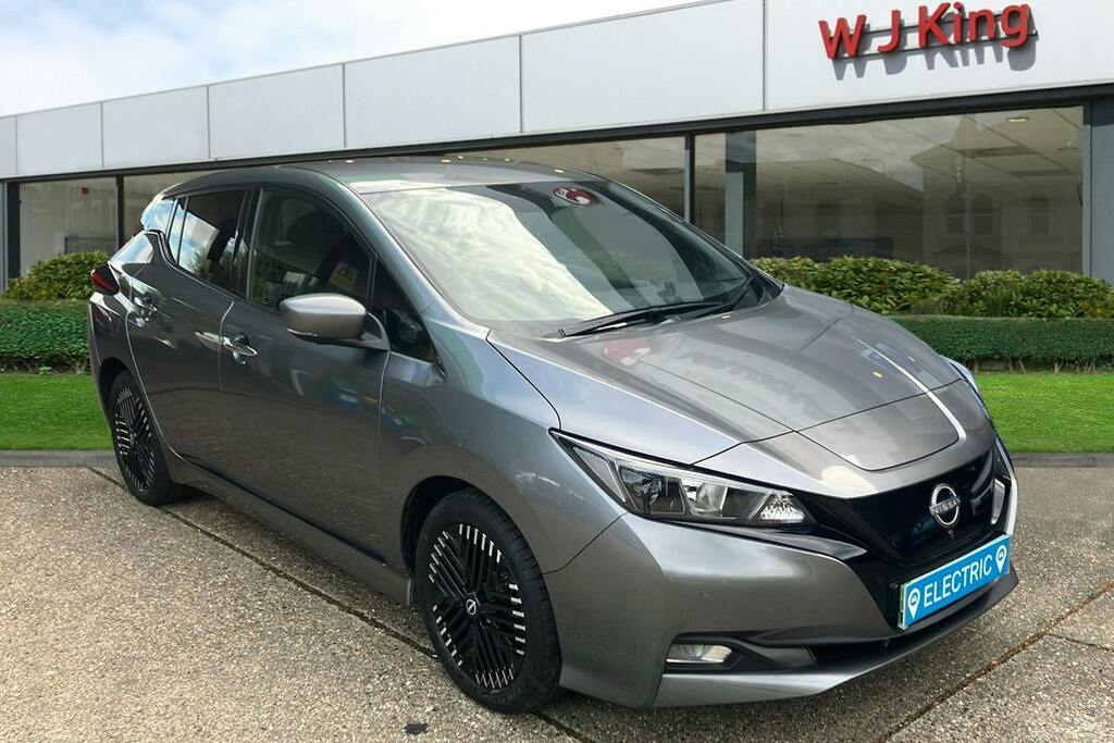 Nissan Leaf 39Kwh N Connecta Hatchback Grey