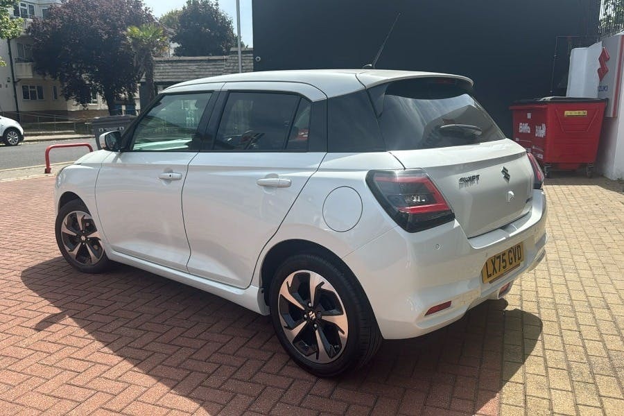 Suzuki Swift 1.2 Mhev Ultra Hatchback Hybrid Cvt LX75GVD White #2