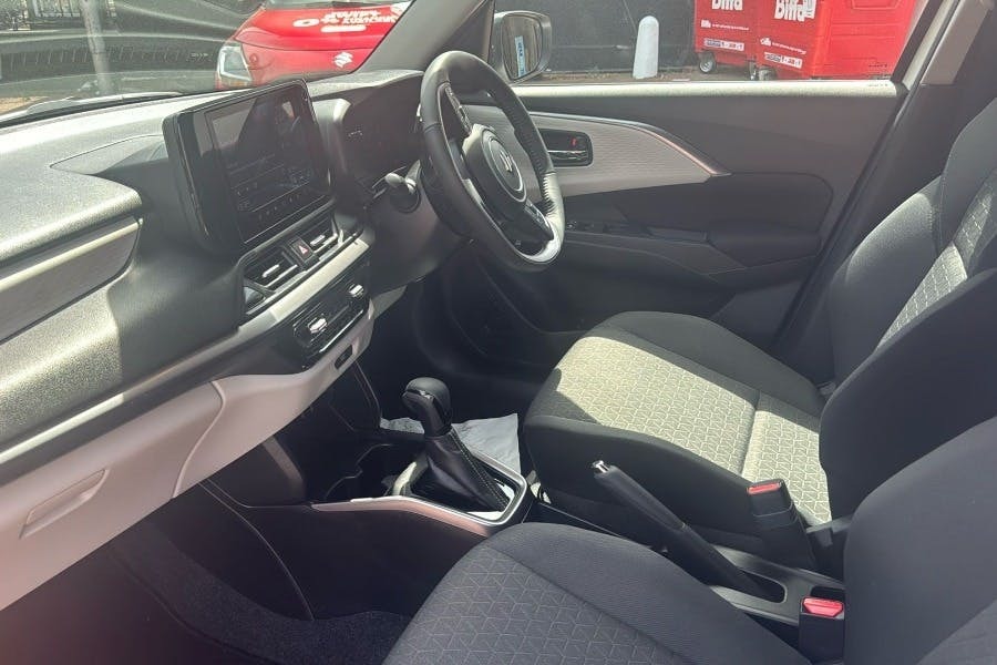 Suzuki Swift 1.2 Mhev Ultra Hatchback Hybrid Cvt LX75GVD White #3