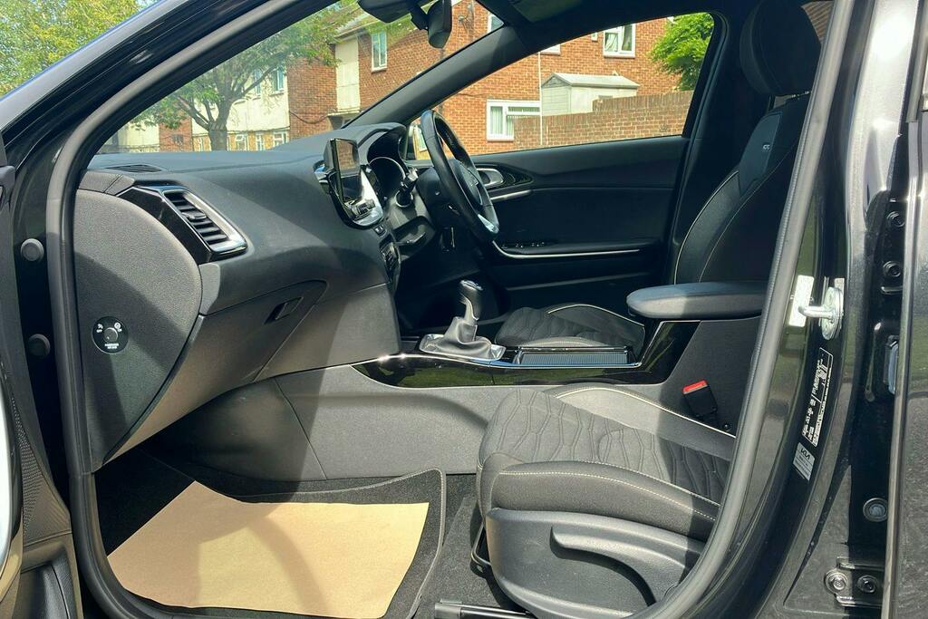 Kia Xceed 1.5 T Gdi Gt Line Suv LV23TYK Black #2