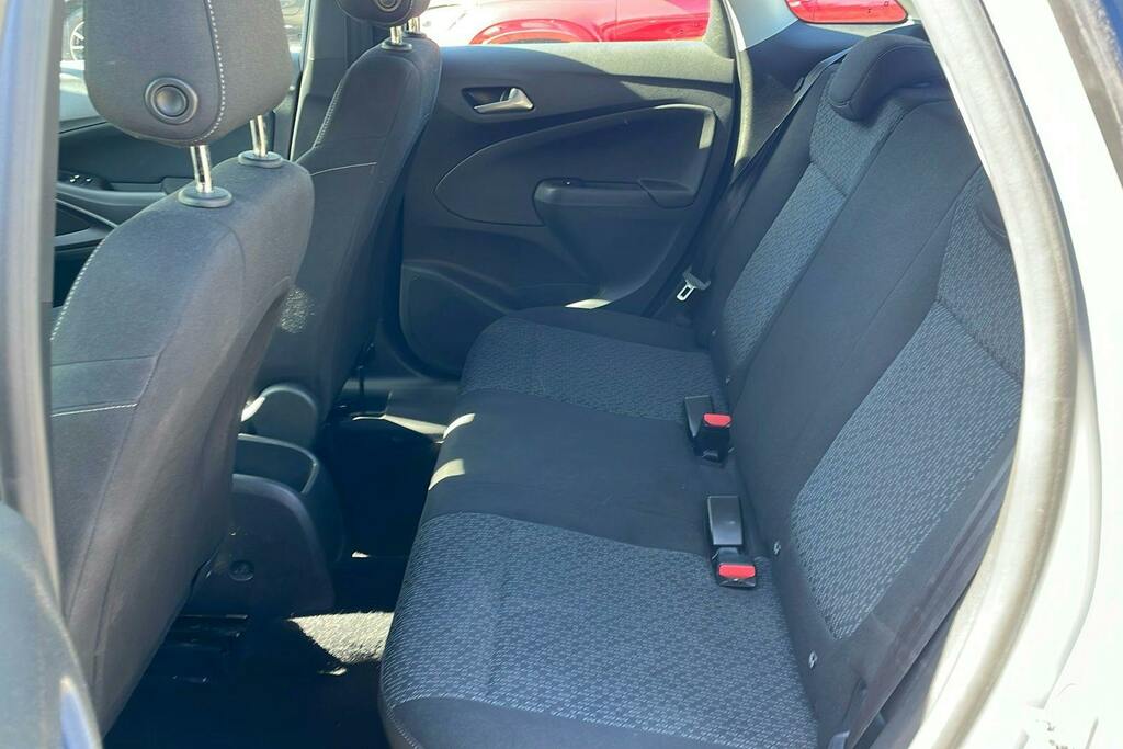 Vauxhall Crossland X 1.2 Se Suv WK68ZCY Silver #4