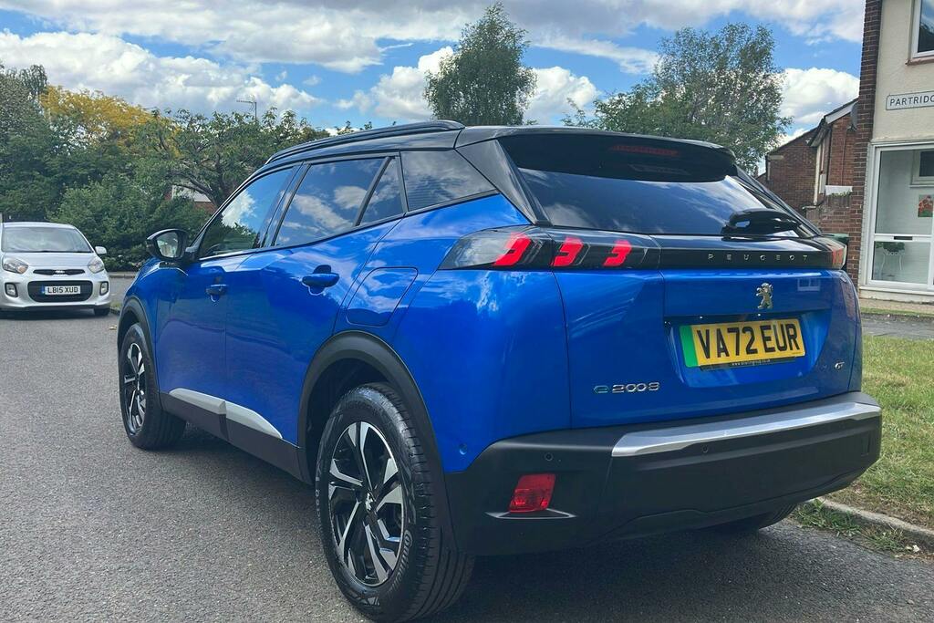 Peugeot e-2008 50Kwh Gt Suv Blue #2