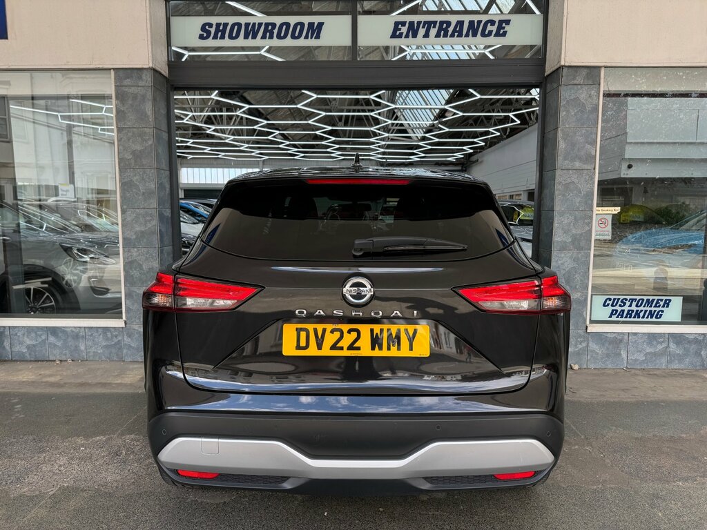 Nissan Qashqai 1.3 Dig-t Mhev N-connecta Suv Hybrid DV22WMY Black #5