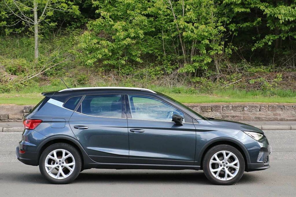 Seat Arona 1.0 Tsi 110 Fr PN22SOJ Grey #4
