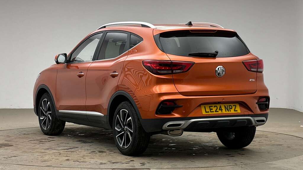 MG ZS 1.5 Vti-tech Exclusive Suv Euro Orange #4