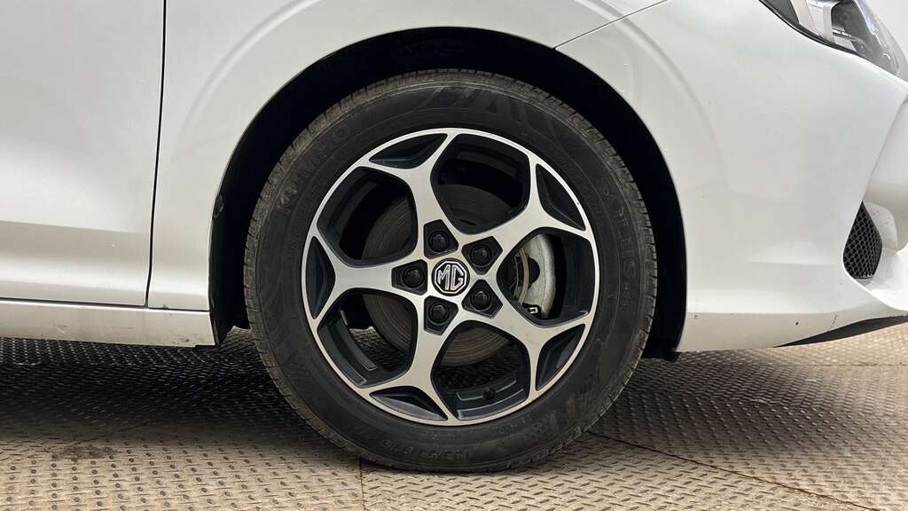 MG MG3 1.5 Hybrid Trophy Hatchback Hybrid Aut LC25TXO White #6