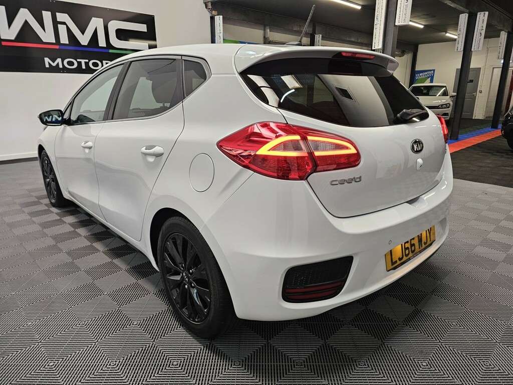 Kia Ceed 1.6 Crdi 3 LJ66WJY White #6