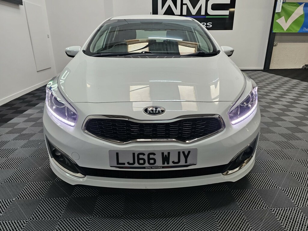 Kia Ceed 1.6 Crdi 3 LJ66WJY White #3