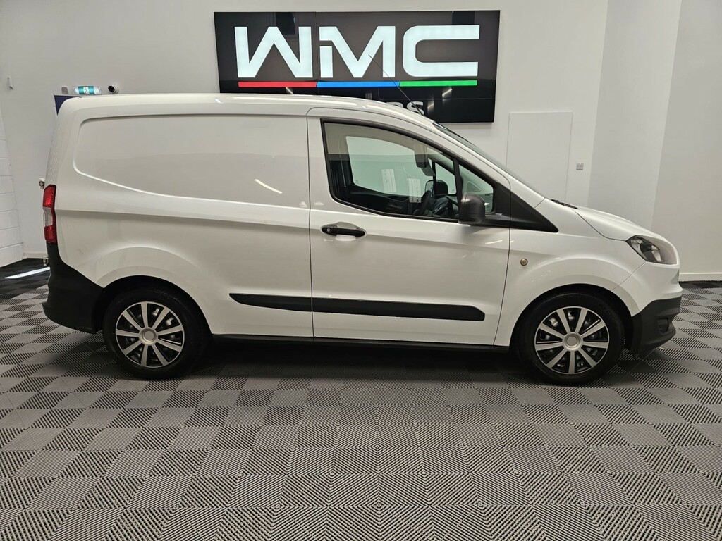 Ford Transit Courier Courier Blue #9