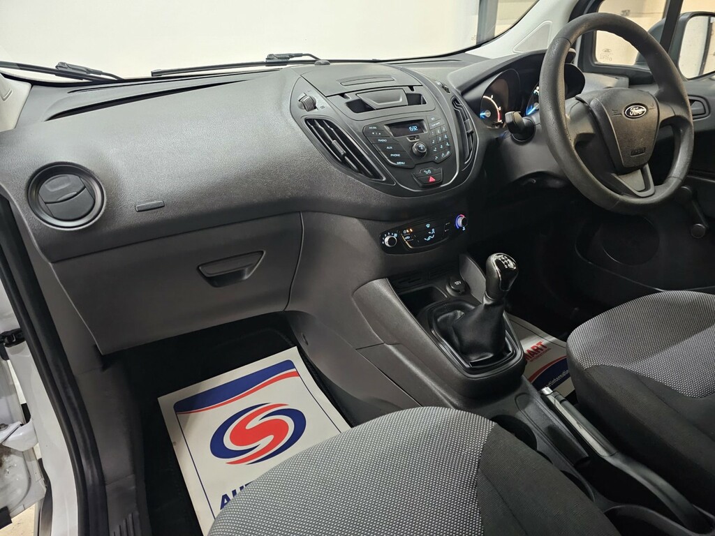 Ford Transit Courier Courier Blue #10