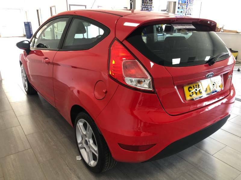 Ford Fiesta 1.25 Style - 2013 63 SV63XMR Red #6
