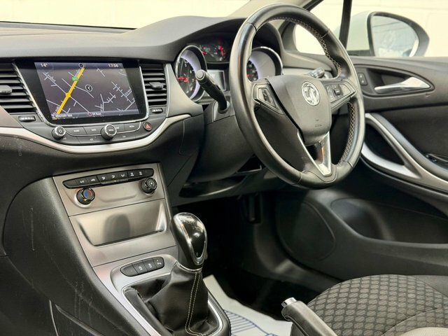 Vauxhall Astra 1.0I Turbo Ecotec Tech Line Nav Sports Tourer FP67OSV White #3