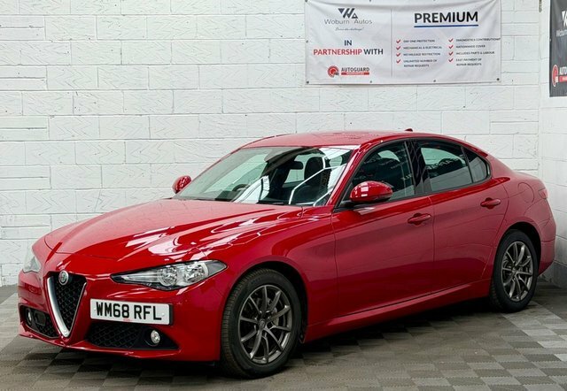 Alfa Romeo Giulia 2.0T Super Saloon Euro 6 Ss 20 Red #6