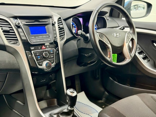 Hyundai I30 1.4 Active Hatchback Euro 5 100 Blue #2