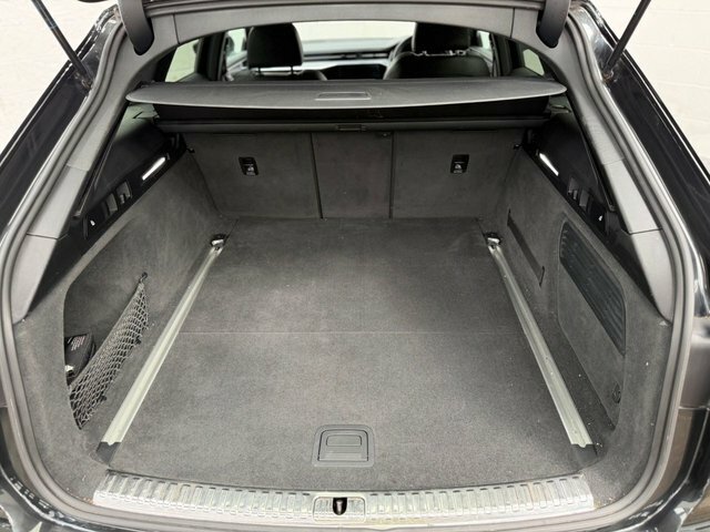 Audi A6 Avant Black Edition Blue #15