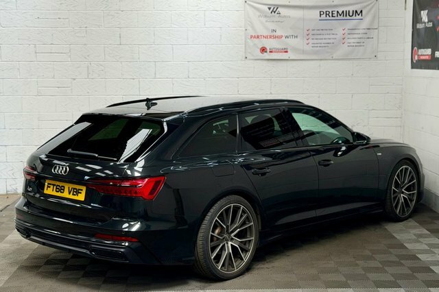 Audi A6 Avant Black Edition Blue #17