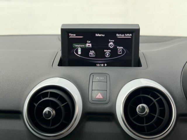 Audi A1 1.4 Tfsi Amplified Edition Sportback Ma PY13HZH White #2