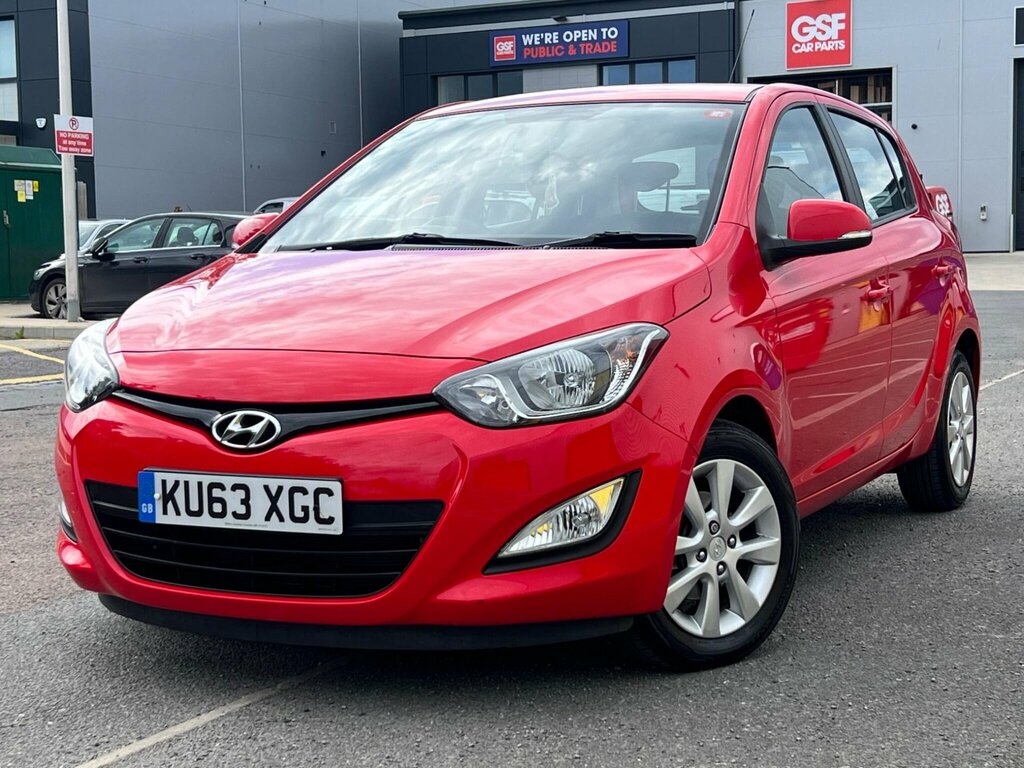 Hyundai I20 1.4 Active Euro 5 Red #4