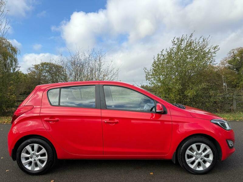 Hyundai I20 1.2 Active Euro 5 Red #5