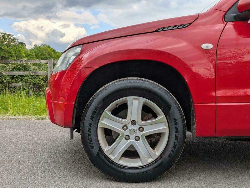Suzuki Grand Vitara Estate Silver #22