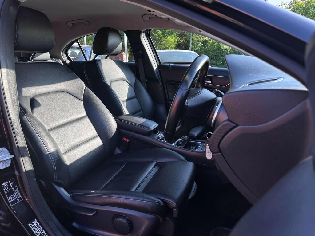 Mercedes-Benz A Class 1.6 Se LM16JJV #4